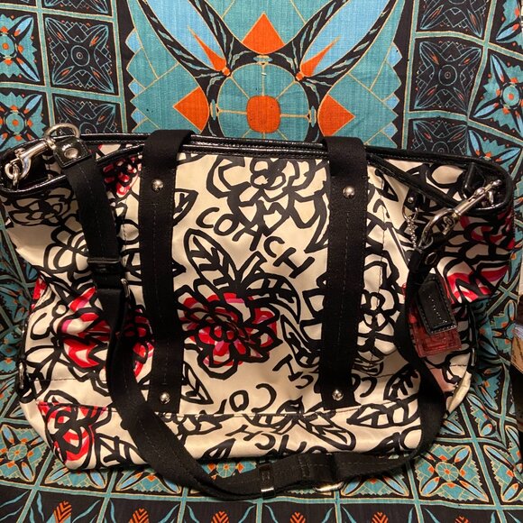 COACH Floral Poppy Graffiti Tote Bag - Like New! - Picture 15 of 16